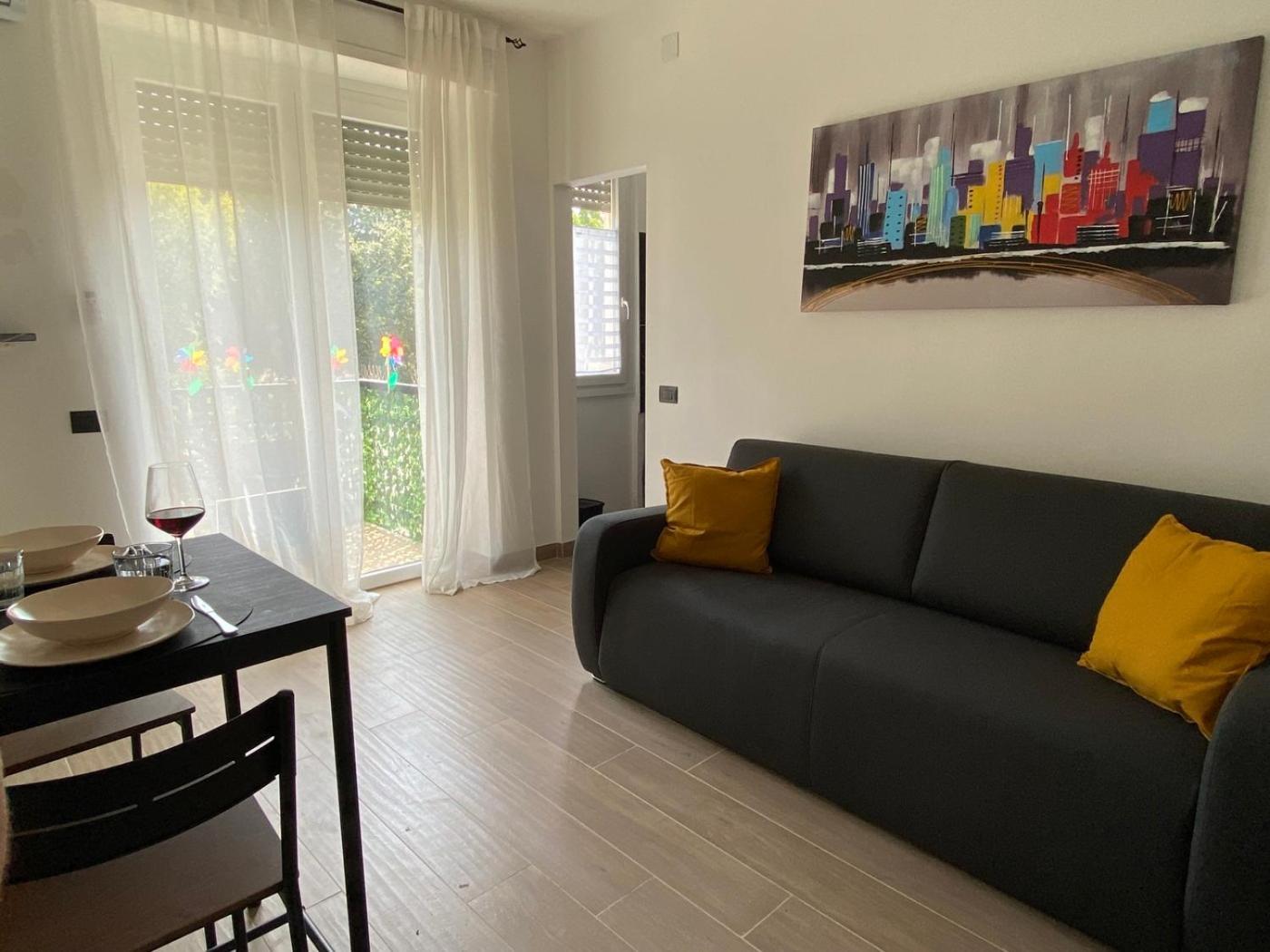 شقة Moderno Ed Elegante Loft Con Balcone ميلان المظهر الخارجي الصورة