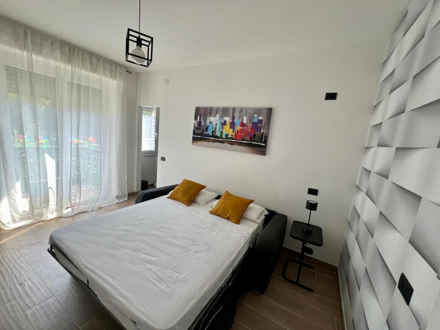 شقة Moderno Ed Elegante Loft Con Balcone ميلان المظهر الخارجي الصورة